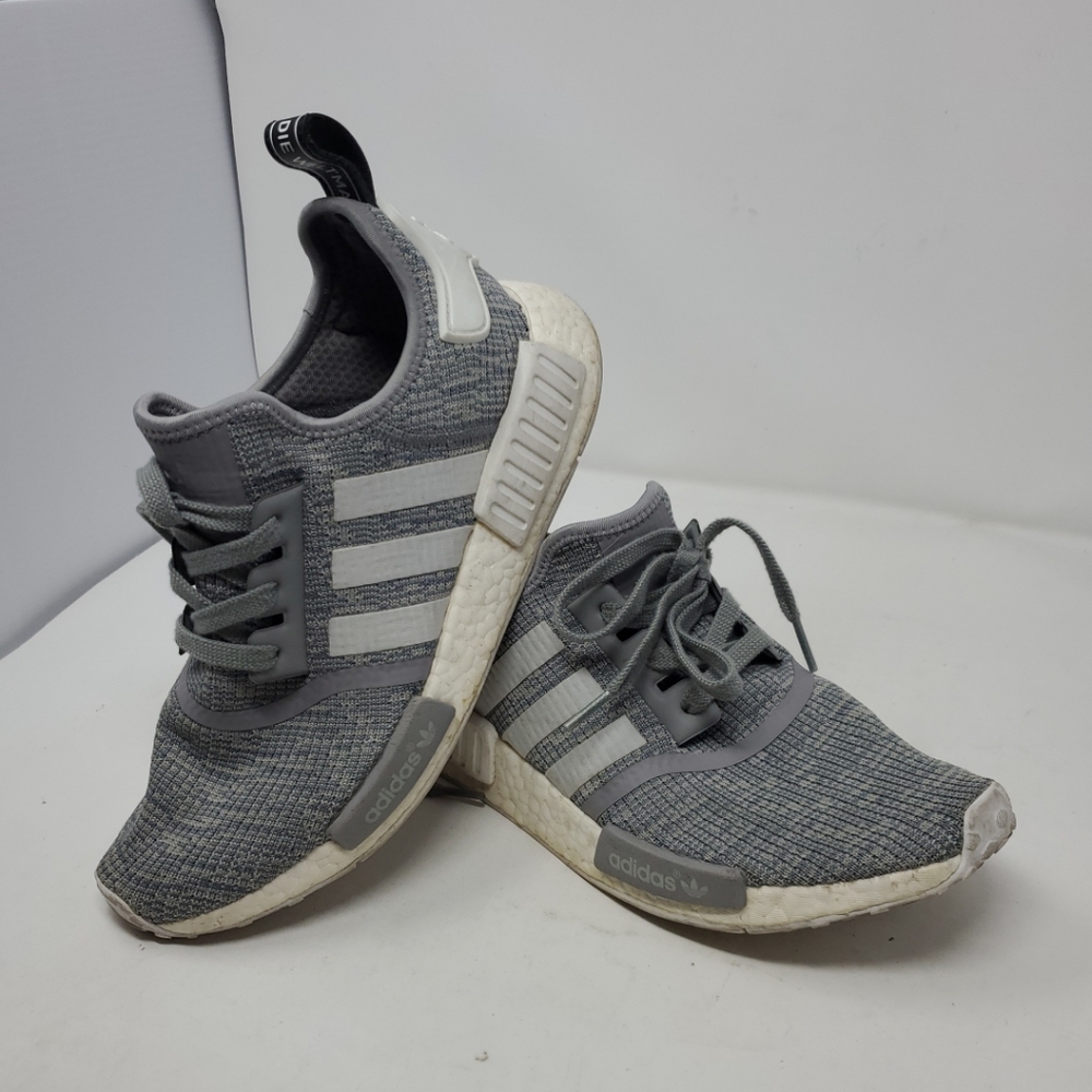 Adidas Mens NMD R1 Gray Running Sneakers Size 8.5 2SRL001